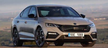 SKODA OCTAVIA 2020 VRS (أمامي)