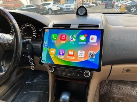 TS18 13INCH WITH CARPLAY (مع بنيل لتركب مع شاشات ال 9 انش)