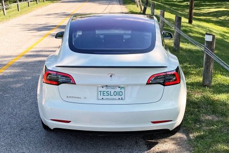TESLA 3 2015